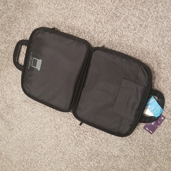 Targus 15.6" Mobile Elite laptop bag. With tags - Picture 8 of 10